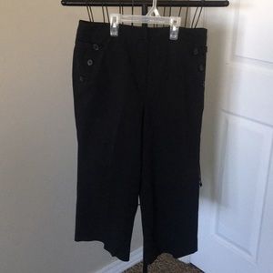 Black Capris